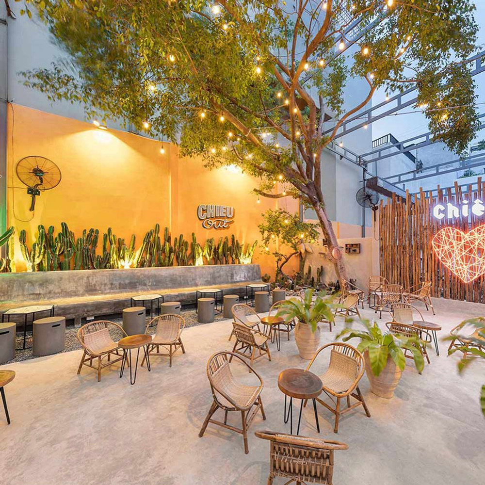 Thiết kế quán cafe sống ảo có không gian mở theo phong cách sân vườn