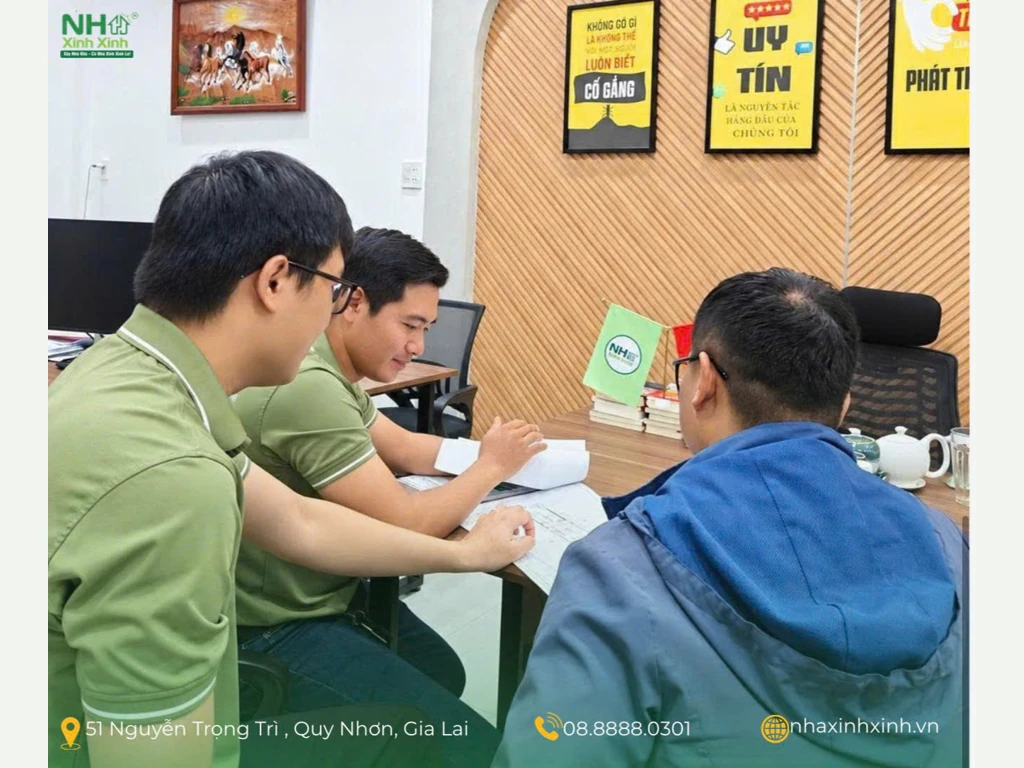 Nhà Xinh Xinh tư vấn và kỳ hợp đồng thiết kế cùng khách hàng